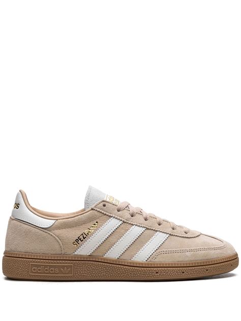 adidas schoenen beige|adidas beige sneakers.